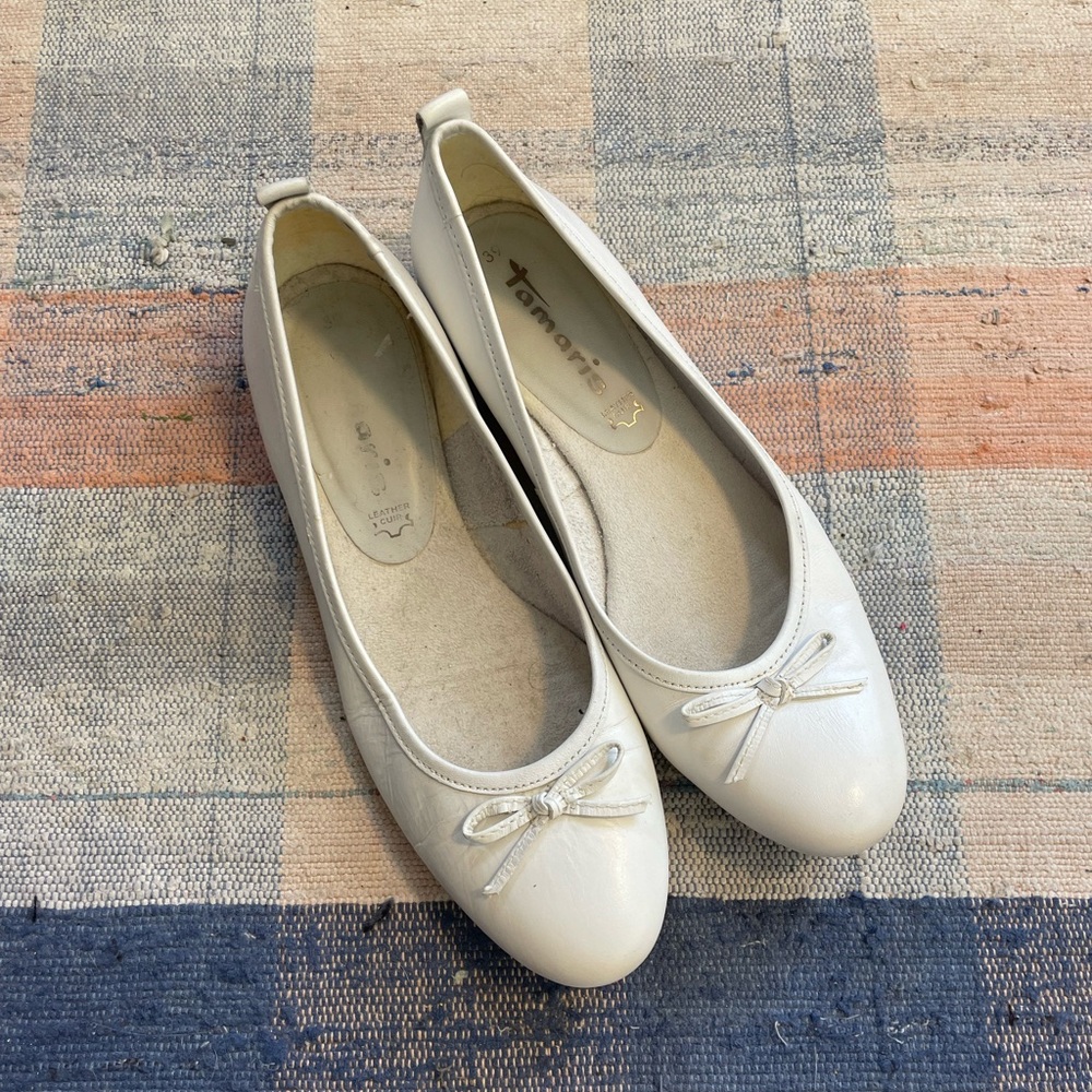 Vintage Leather Ballet Flats